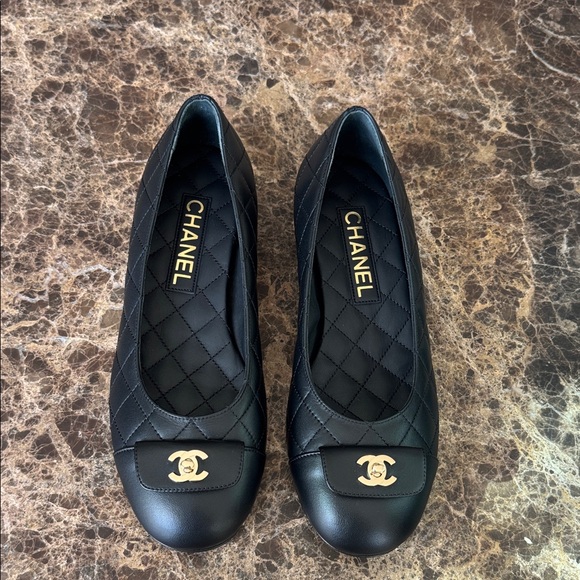 CHANEL Shoes - CHANEL Black Quilted Leather Ballet Flats with Gold CC Logo